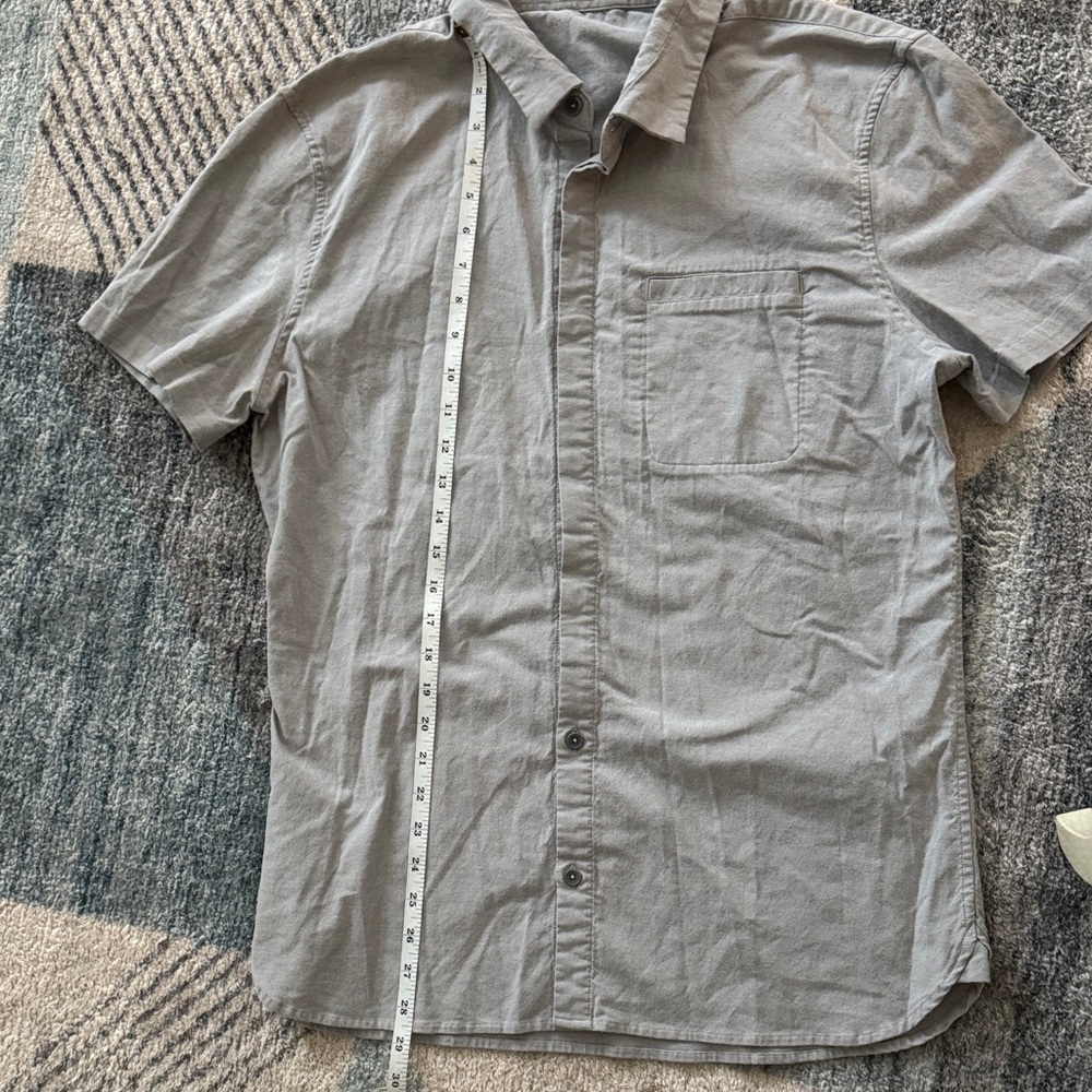 lululemon athletica Men's Casual Gray Button Down Shirt
